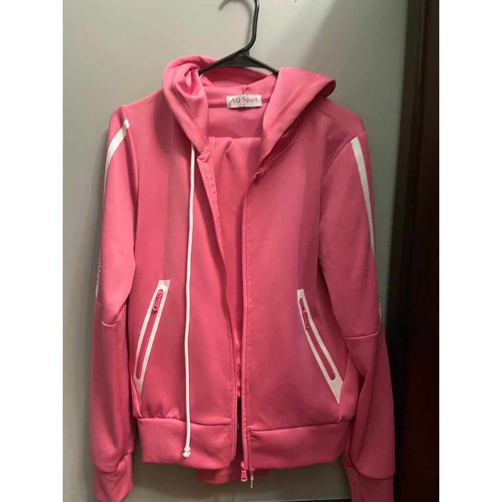 AQ Sport women’s pink jogging set size small measurements
